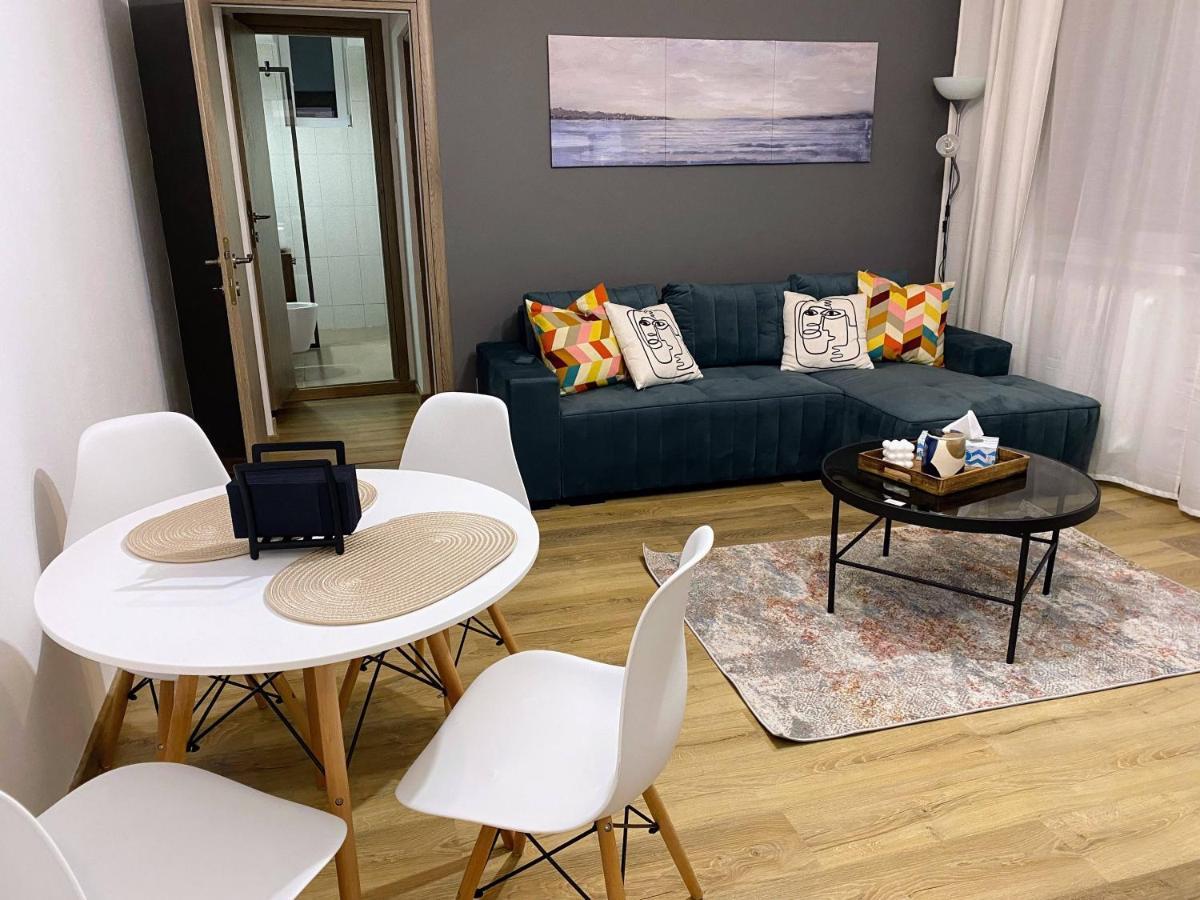 Central Cozy Apartment North Railway St - 4 Min Walk Bucareste Exterior foto